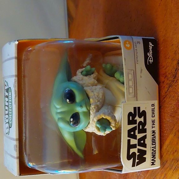 The Bounty Collection Star Wars Mandalorian Grogu Series 1 #3 - Picture 1 of 7